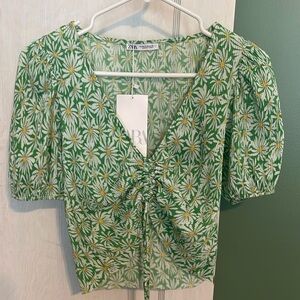 Super fun & cute crop blouse